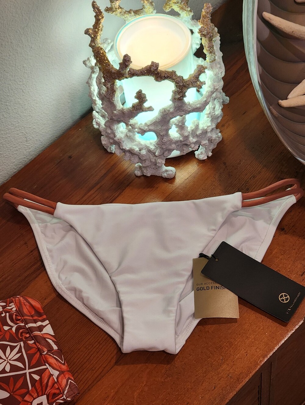 NEW! VIX PAULA HERMANNY SZ M  White Bikini Bottoms terracotta colored sides